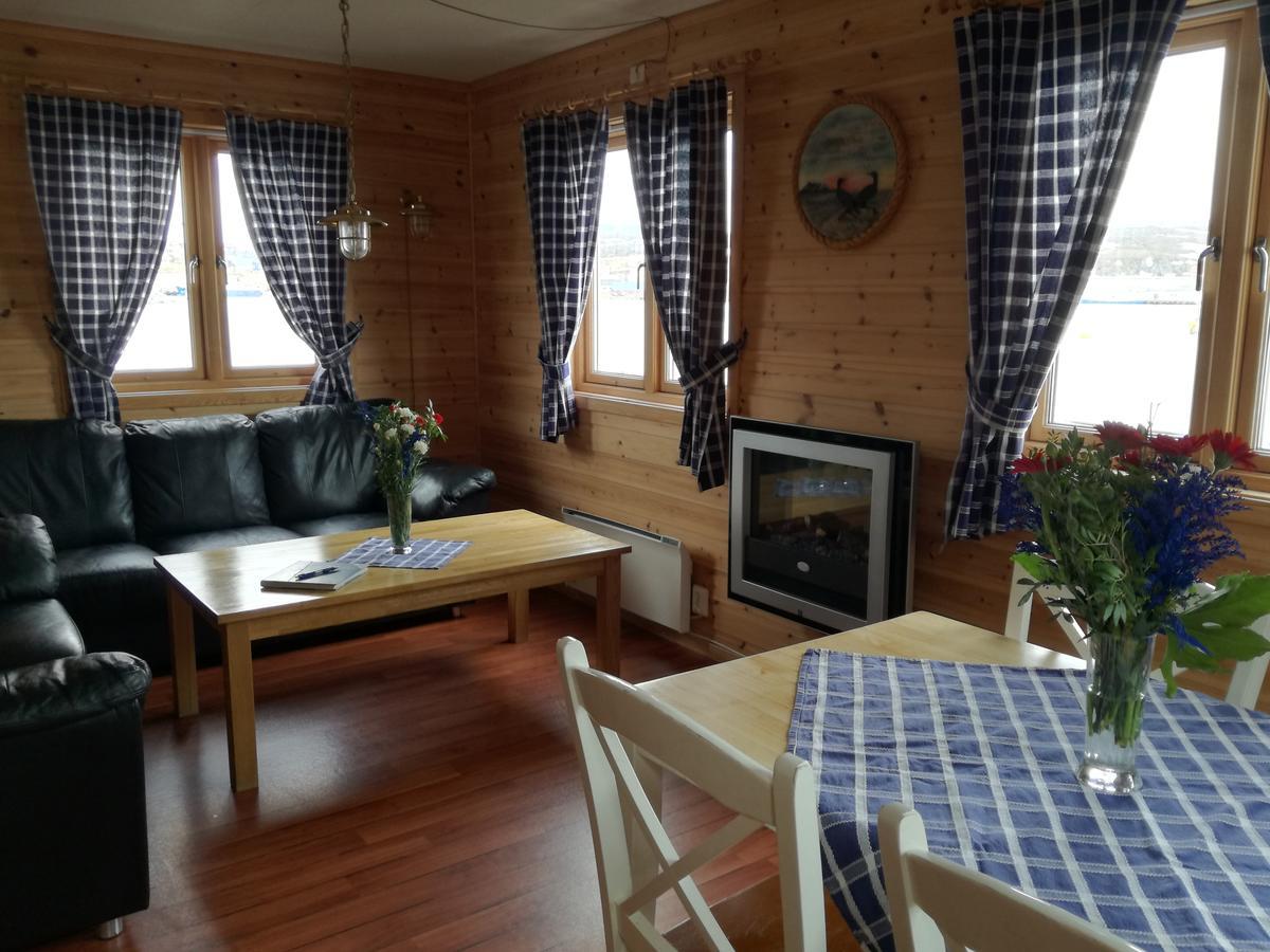 Hotel Adventure Camp Mehamn Esterno foto